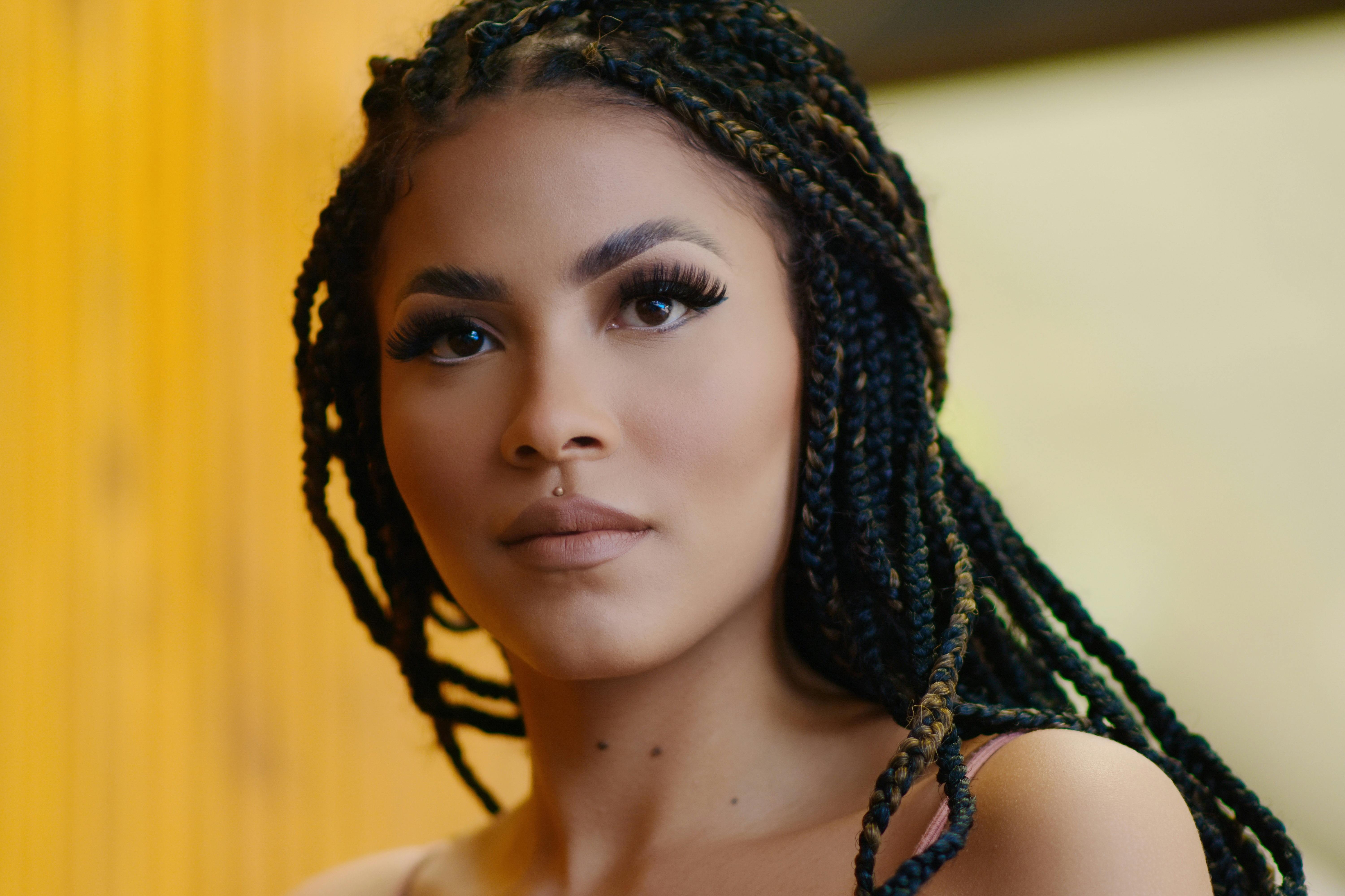 热播影片封面图